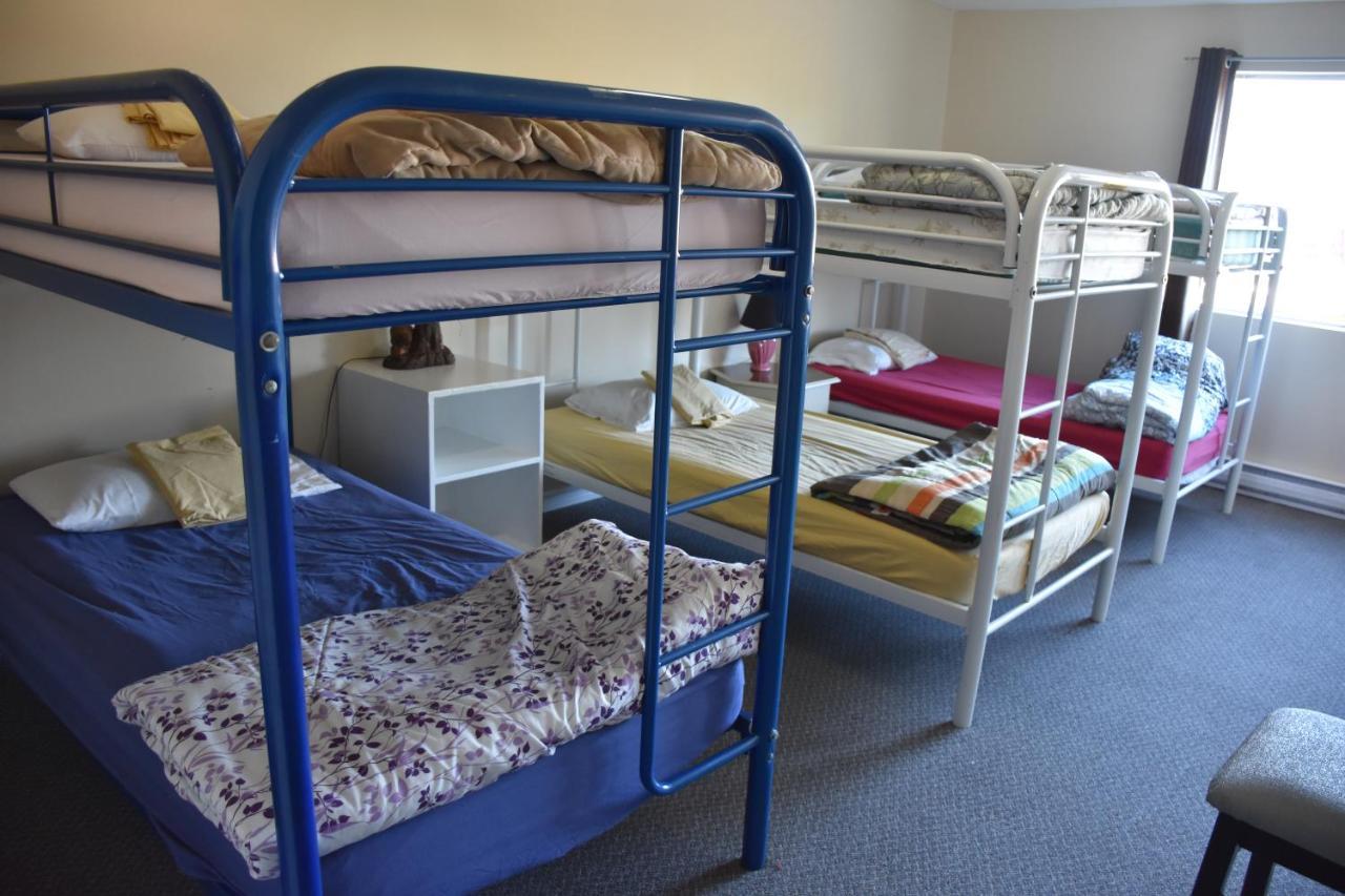 Hostel North Coast Trail Backpackers Ltd Port Hardy Zewnętrze zdjęcie