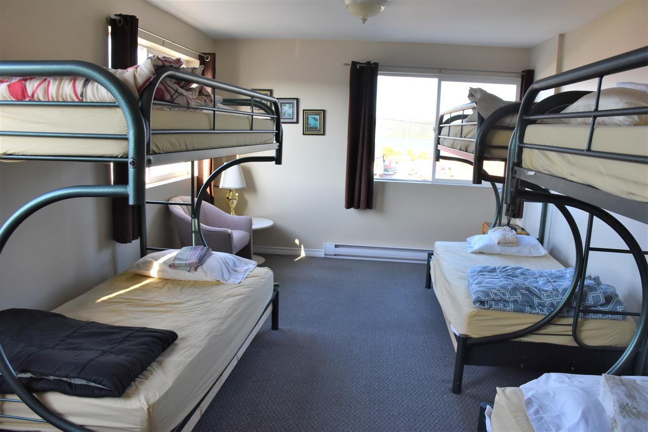 Hostel North Coast Trail Backpackers Ltd Port Hardy Zewnętrze zdjęcie